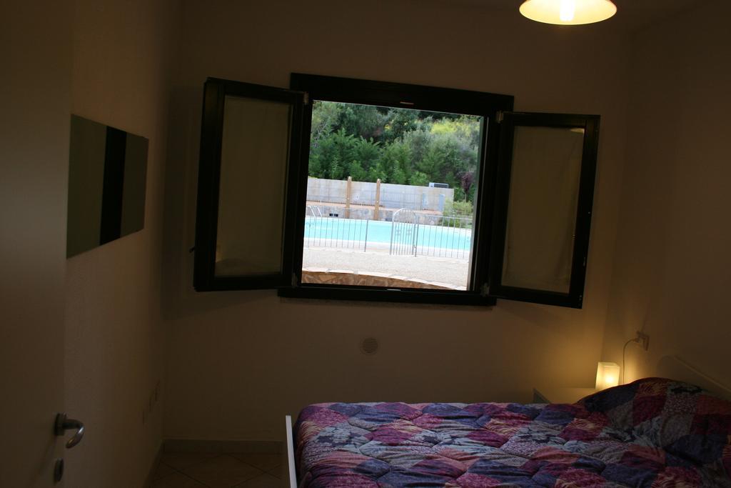 R&Z Getaway Apartment Santa Maria Coghinas Room photo